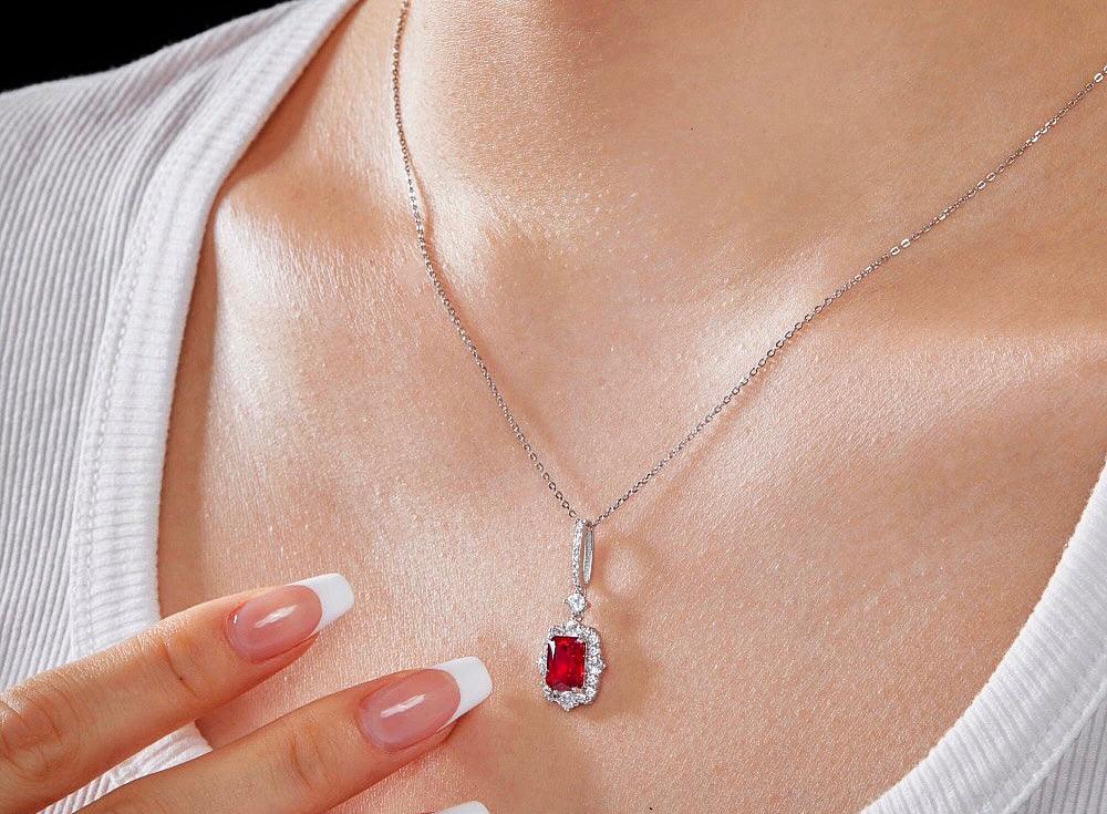 collana donna notti_pietra rossa Cucciola Gioielli