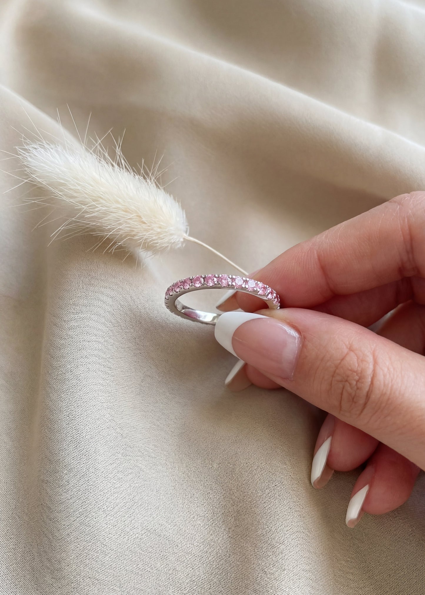 Anello tennis rosa in Argento
