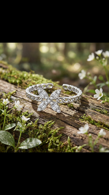 Anello farfalla luminosa Argento