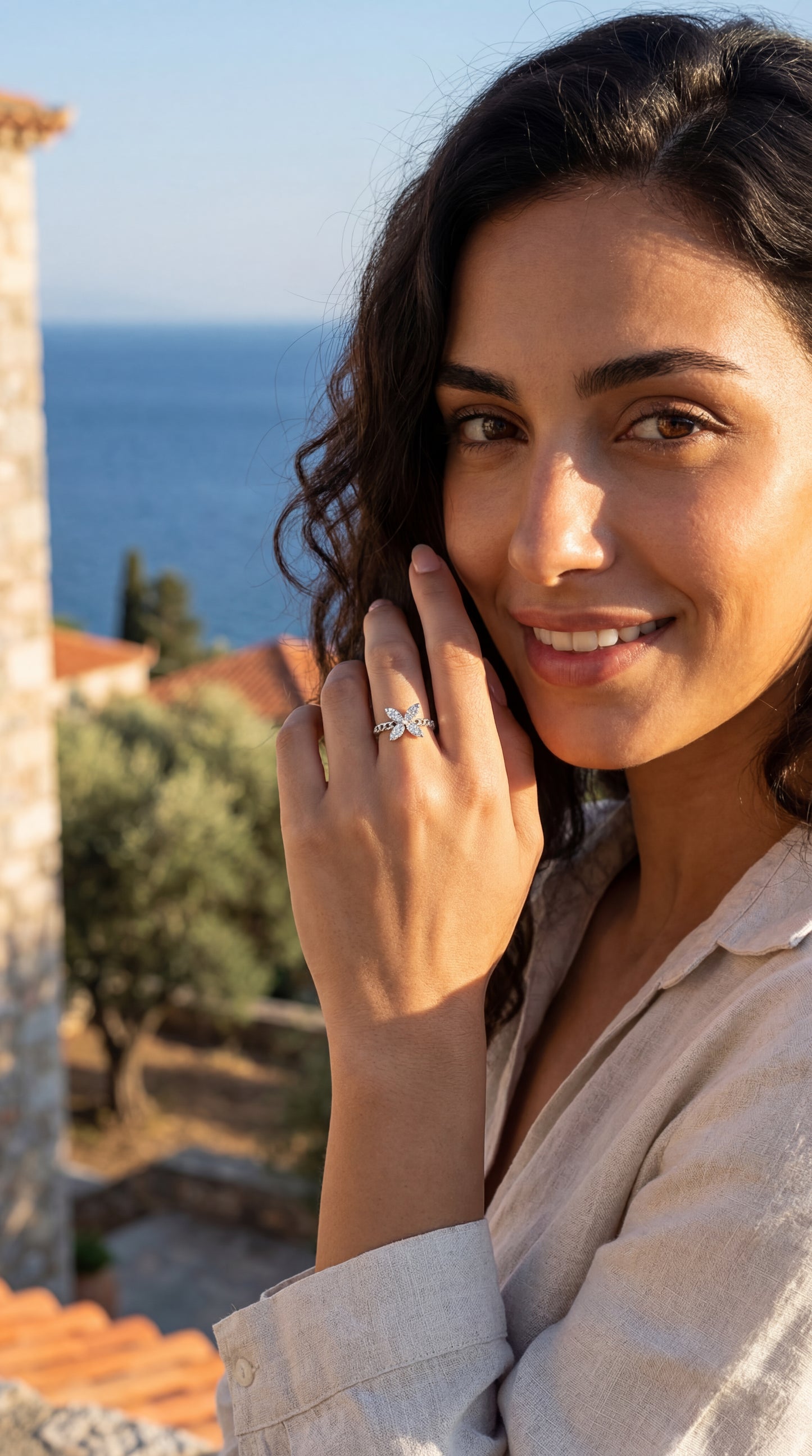 Anello farfalla luminosa Argento