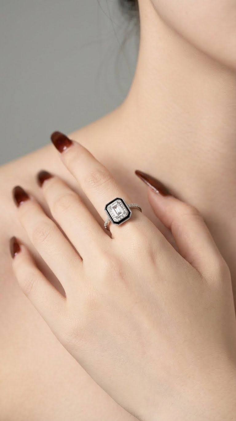 anello in argento pietra di Cucciola Gioielli