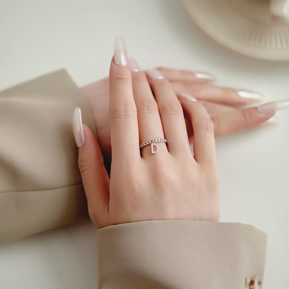 anello lettera d in argento