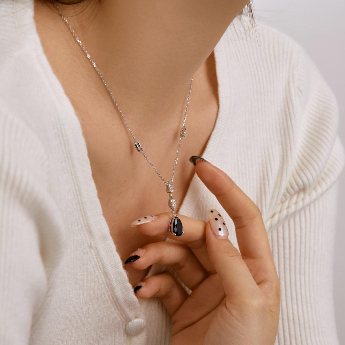 collana_pietra_blu_Scilladi Cucciola Gioielli