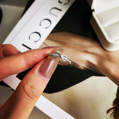 anello infinito argento